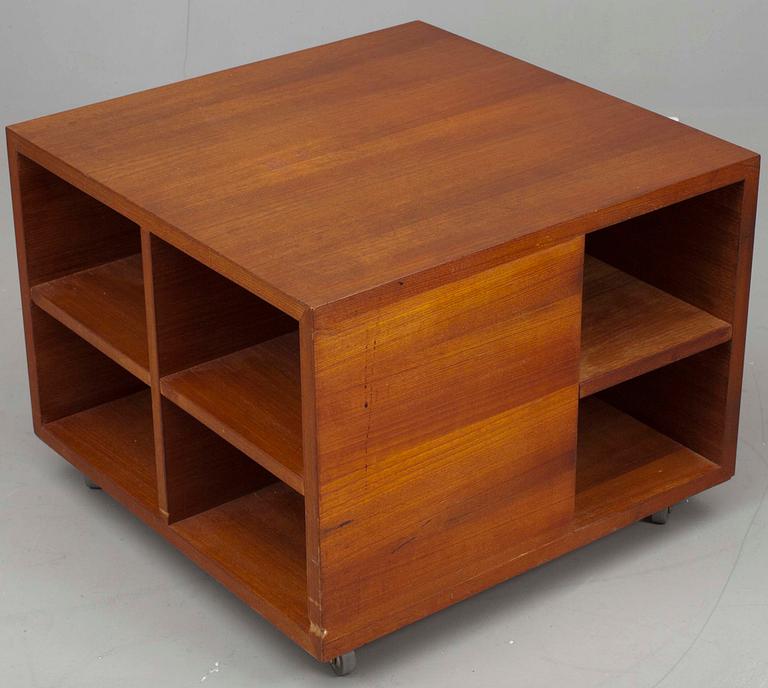 BORD, teak, design Pirkko Stenroos 1960-tal.