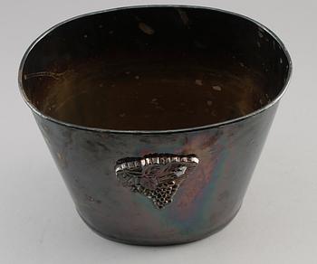 VINKYLARE, nysilver, 1900-talets första hälft.
