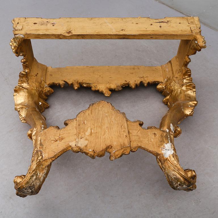 KONSOLBORD, 1800-talets andra hälft.