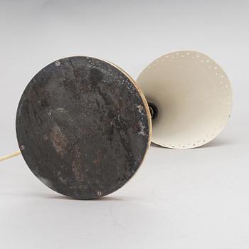 A mid-20th century table lamp.