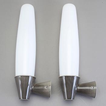 VÄGGLAMPOR, ett par, stengods och glas, sannnolikt Gustavsberg, 1960-tal.