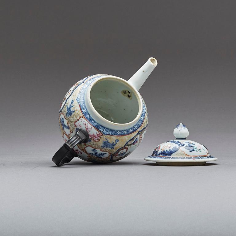 TEKANNA, porslin, Kina, Qianlong(1736-1795).
