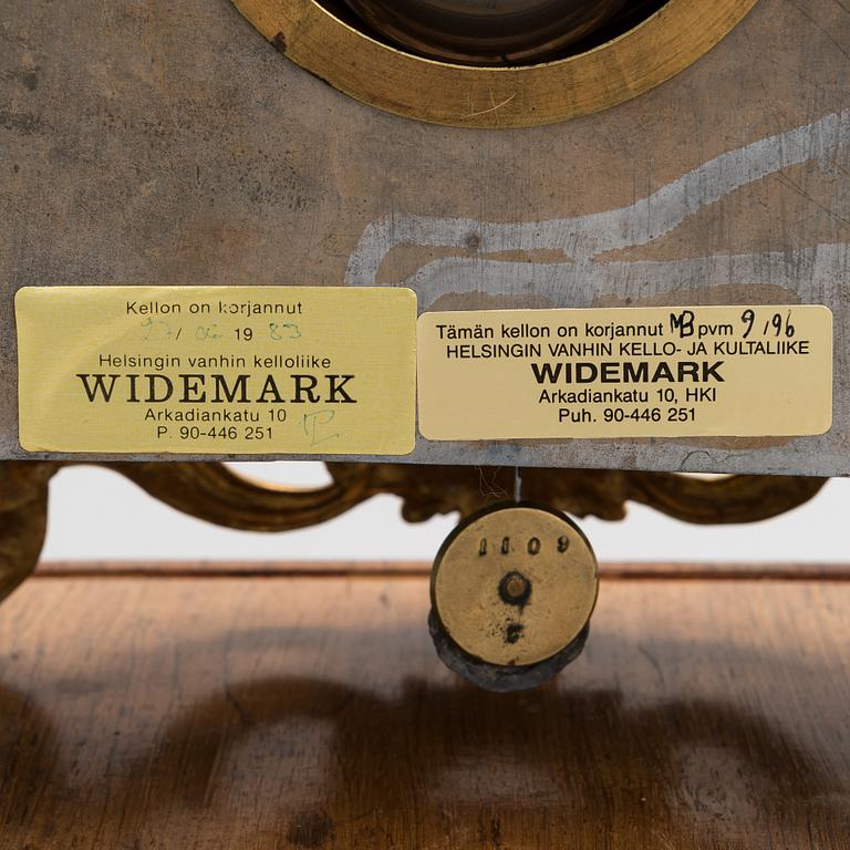 Table pendulum, turn of the century 1900.
