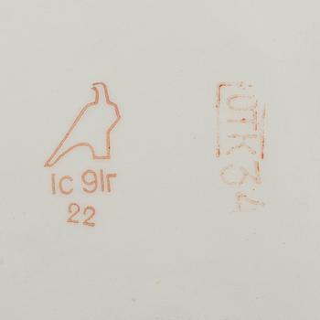 A MID-20TH CENTURY DULEVO PORCELAIN DINNER SET, 59 pcs.