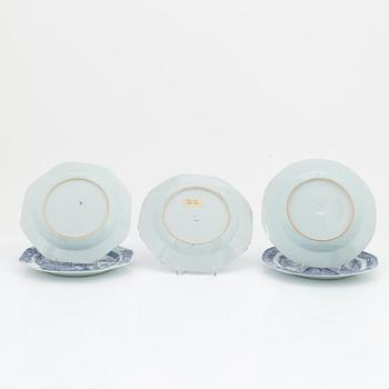 A set of five odd blue and white dishes, Qing dynasty, 18th Century.