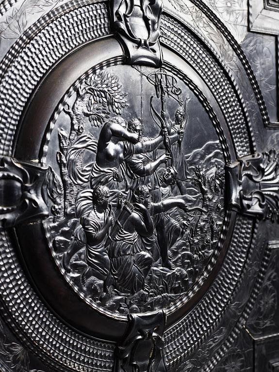 Det Bondeska Skåpet, sannolikt Paris, 1600- samt 1800-tal, Louis XIV och Louis XIV-stil.