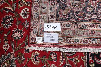 A CARPET, Kashan, ca  405 x 286 cm.