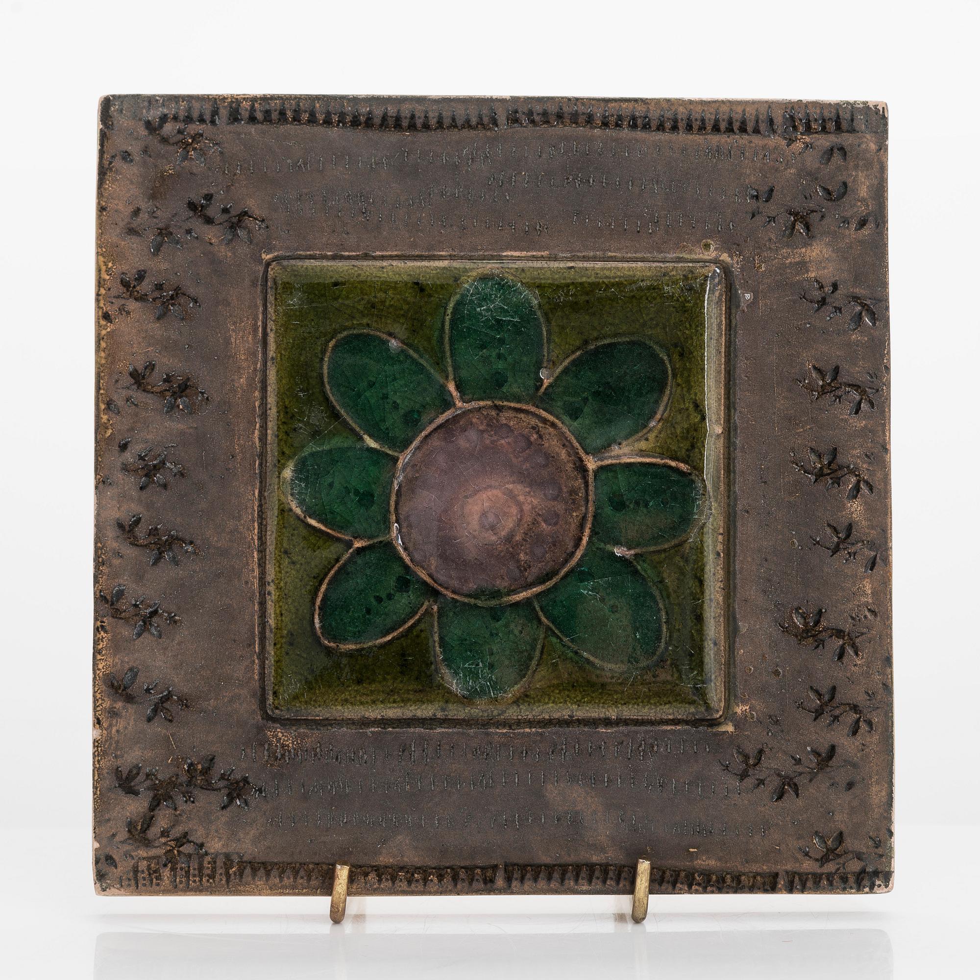 Rut Bryk, relief, stengods, signerad BRYK.