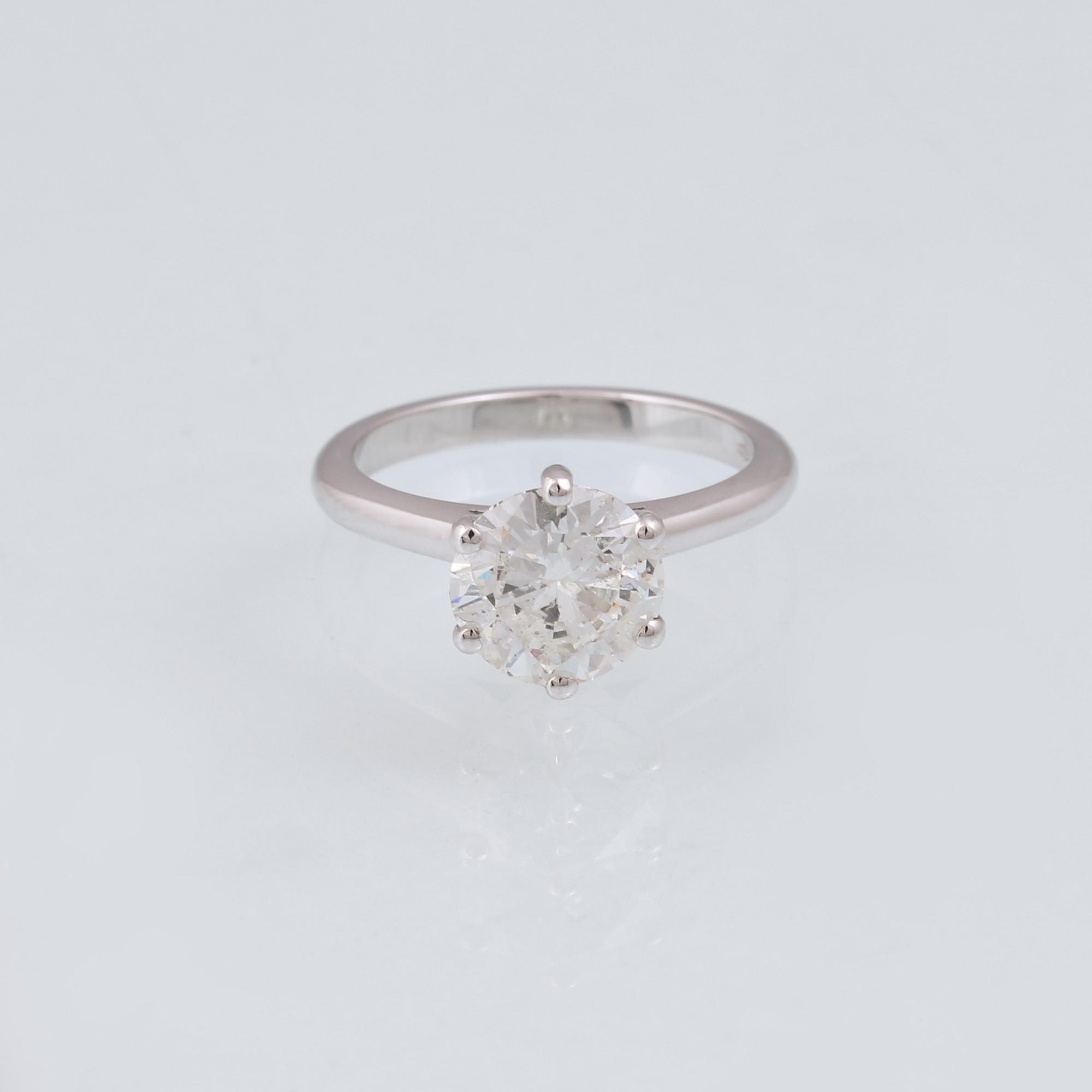 RING, 18K vitguld med briljantslipad diamant ca 2.50 ct. Vikt 5,5 gram.