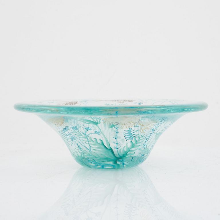 A glass bowl, Riihimäen Lasi Oy, Finland, 1945.