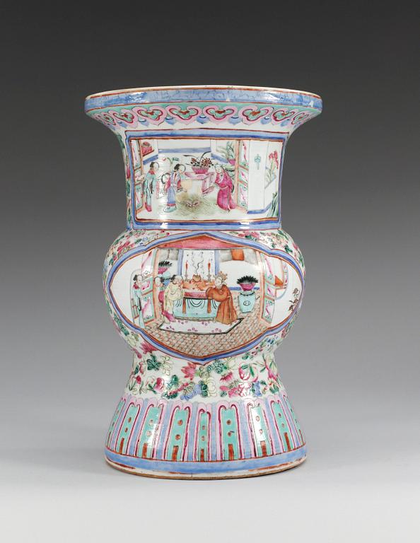 GOLVURNA, porslin, 1800-tal.