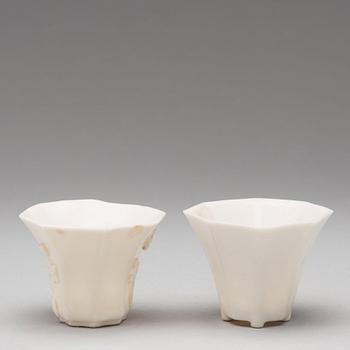 Two blanc de chine libation cups, Qing dynasty, 18th Century.