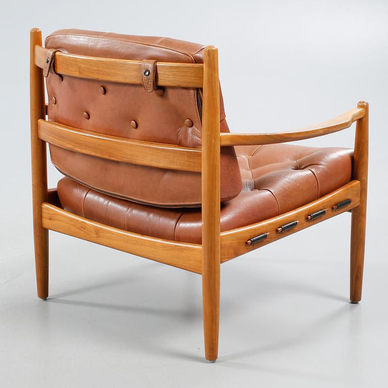 A armchair designed by Ingemar Thillmark, namned Läckö, made by OPE in Jönköping in the middle of the 1960s.