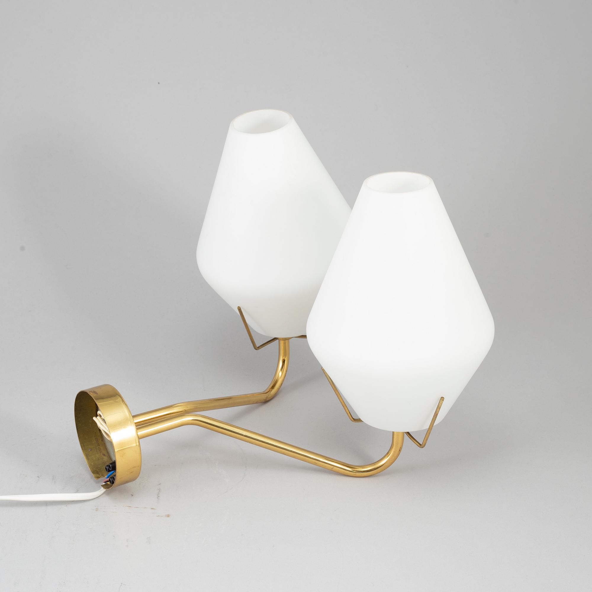 A Asea wall lamp from the mid 20th century.