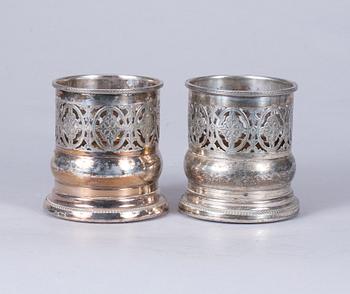 COASTERS, ett par, nysilver, 1900-talets första hälft.