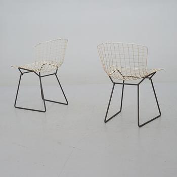 STOLAR, ett par, "Sidechair", Harry Bertoia, 1900-talets andra hälft.