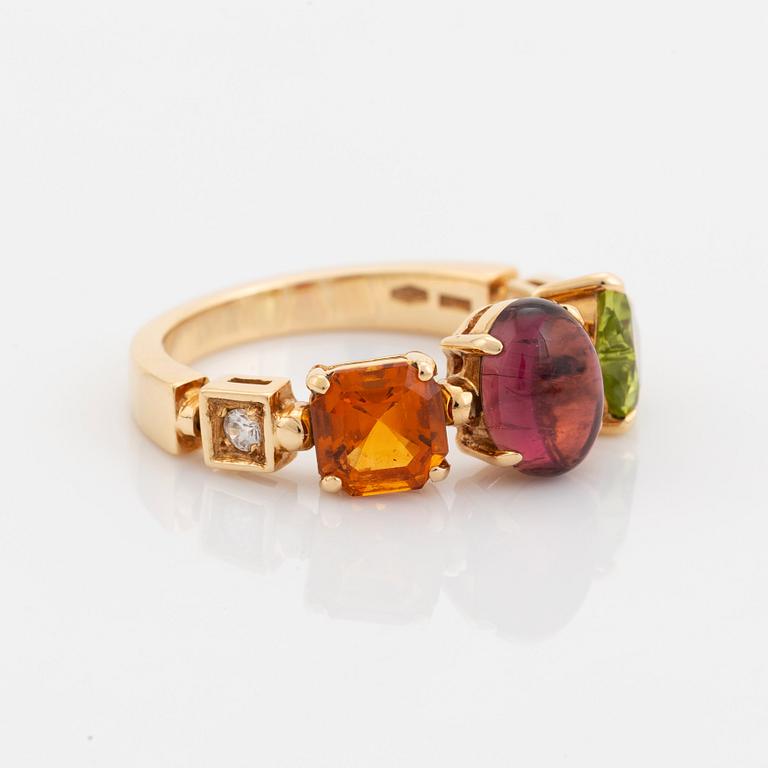 A Bulgari "Allegra" ring.