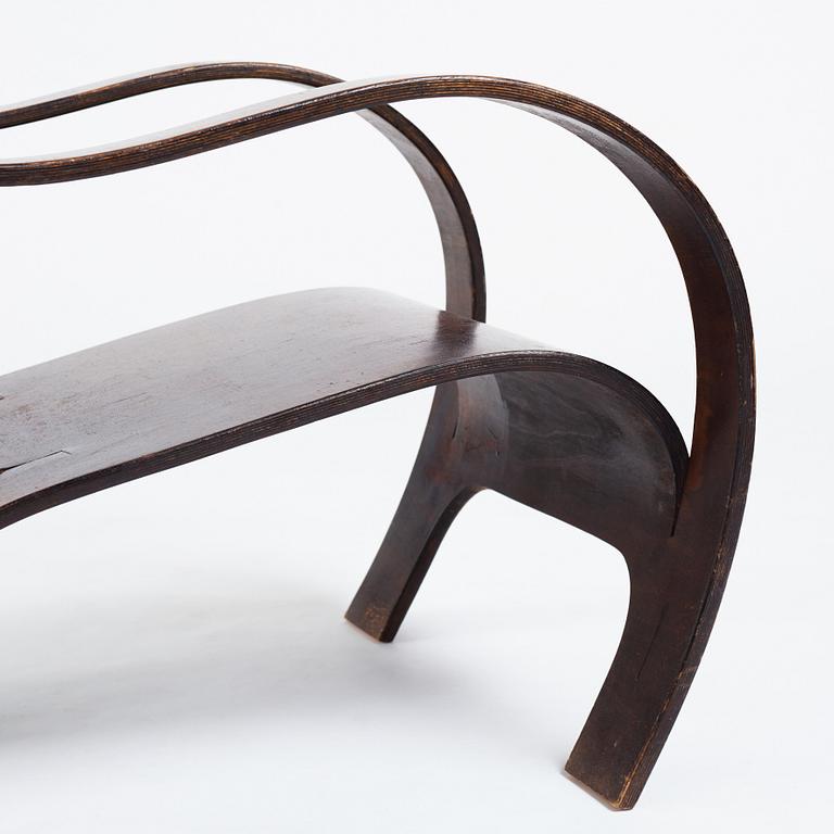 Gerald Summers, an easy chair, probably executed on license in Sweden for Makers of Simple Furniture, 1930-40's.