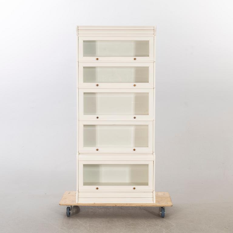 VITRINSKÅP modern tillverkning.