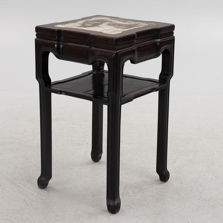 A pair of hardwood chairs and a table, China, 20th century.