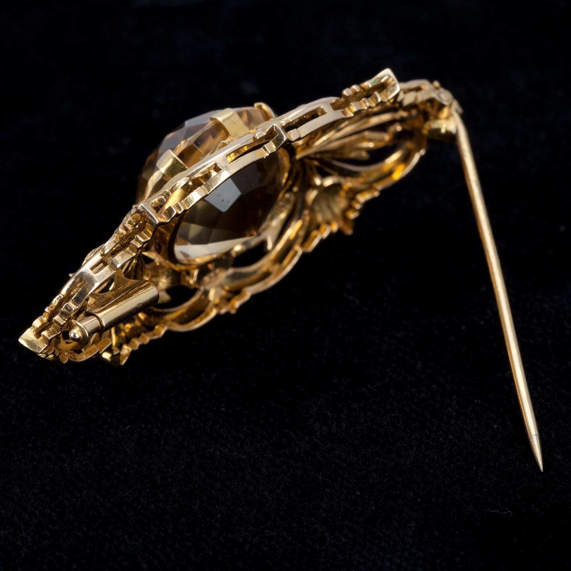 BROSCH, 18K guld, citrin Oskar Lindroos, Helsingfors, Finland 1955.