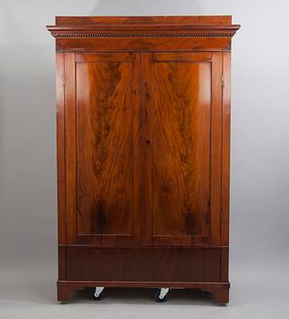 GARDEROB, biedermeier, 1800-talets senare hälft.