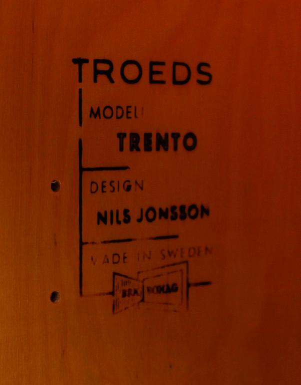 SIDEBOARD, "Trento", Nils Jonsson, Troeds, 1900-talets andra hälft.