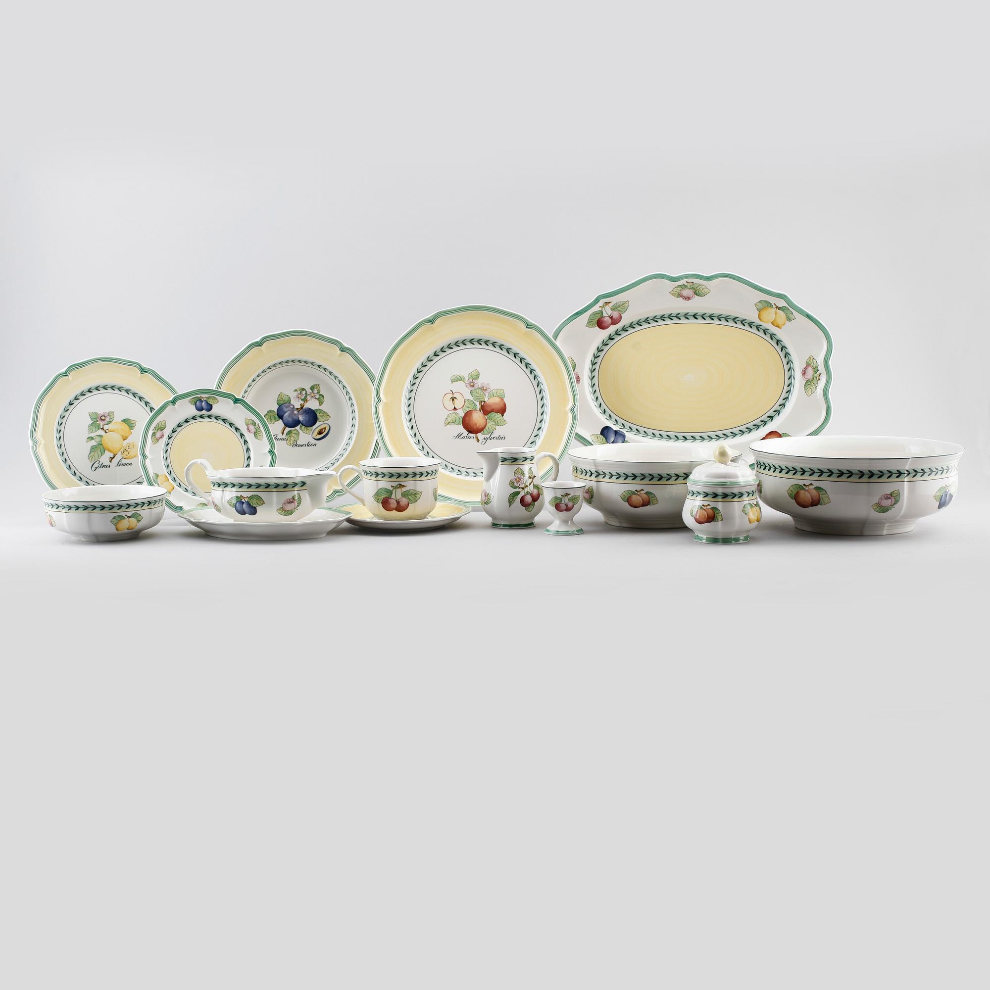 MATSERVIS, 44 delar snarlika, porslin, "French Garden", Villeroy & Boch.