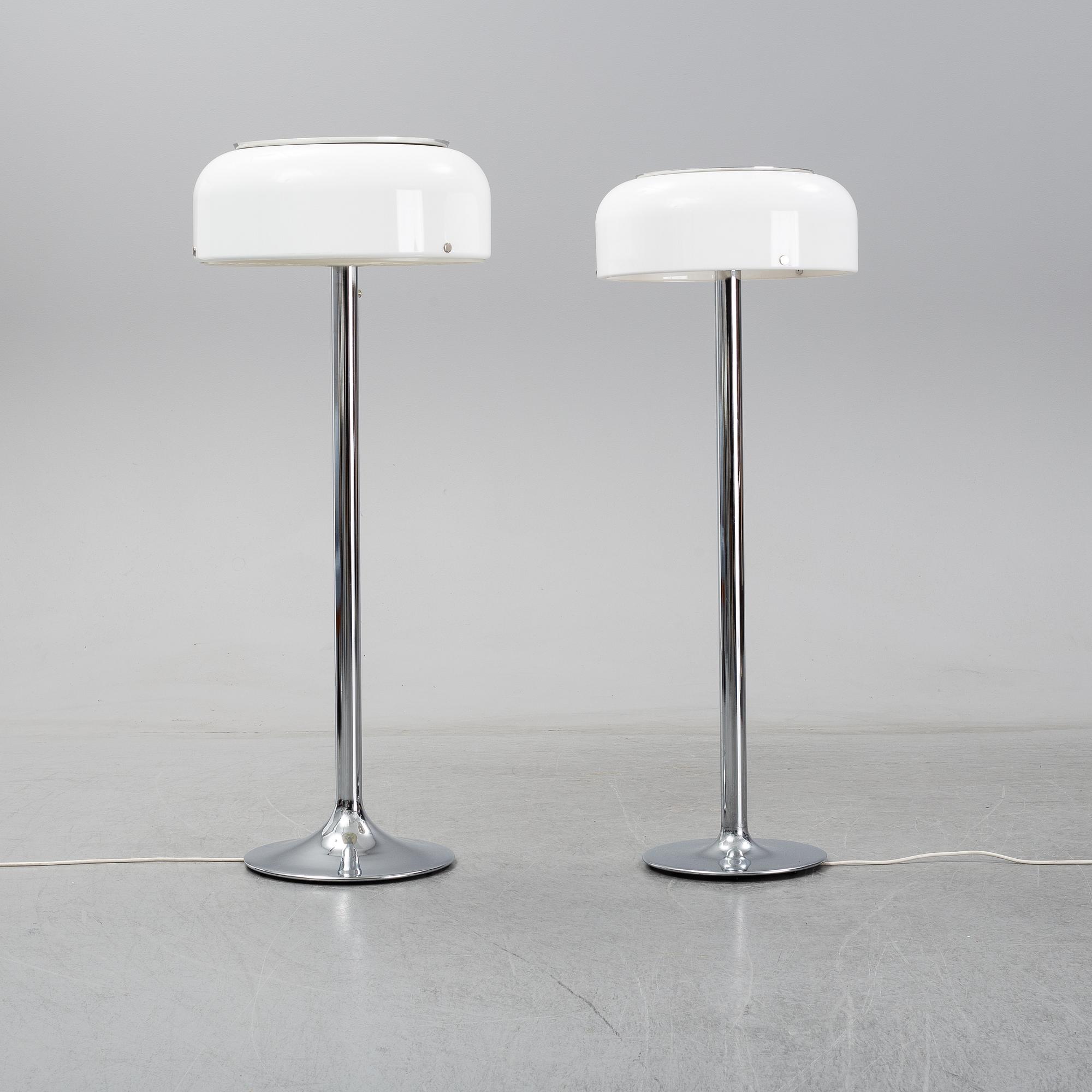 ANDERS PEHRSON, golvlampor, 2 st, "Knubbling", Atelje Lyktan, Åhus.