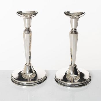 A pair of Swedish silver candlesticks, mark of Eric Löfman, KG Markströms, Uppsala 1966.