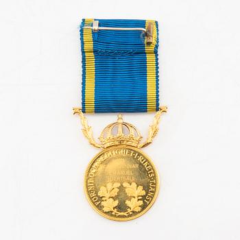 Medal "For Diligence and Integrity in the Service of the Realm" 18K gold.