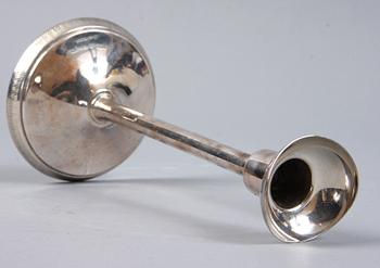 LJUSSTAKAR, ett par, silver, Ainar Axelsson, 1973.