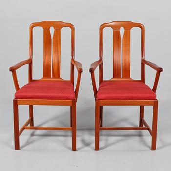 KARMSTOLAR, ett par, "Ambassadör", Carl Malmsten, Rydéns Interiör, tillverkade 1985.