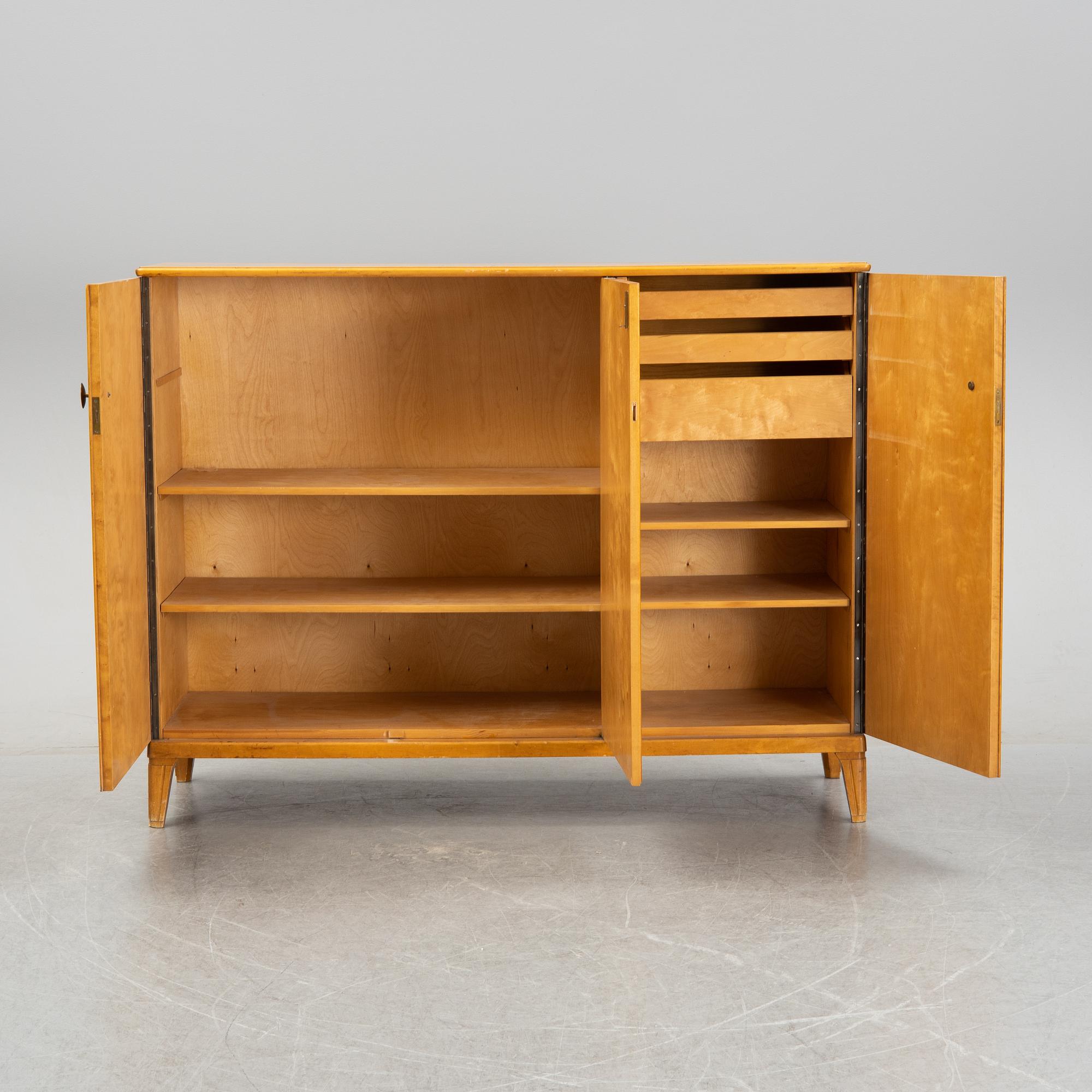 An elm sideboard, 1940's.
