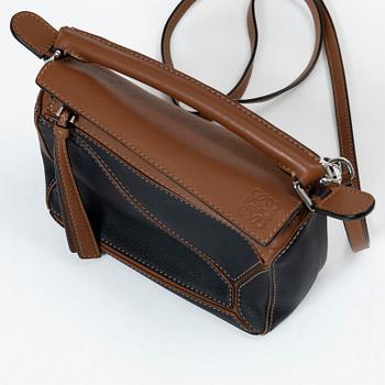 Loewe, väska, "Puzzle Mini".