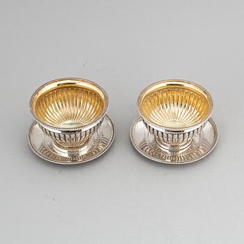 ANDERS LUNDQUIST, såsskålar, ett par, silver, empire, Stockholm, 1828 & 1831.