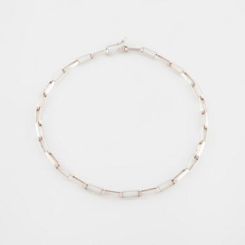 KARL-INGEMAR JOHANSSON, Göteborg, 1983, en halskedja.