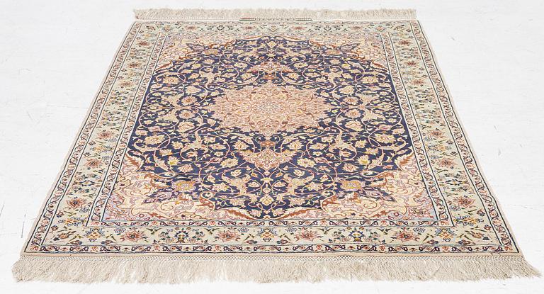 Matta, semiantik Isfahan, centrala Persien, signerad Mamoury, ca 163 x 109 cm.