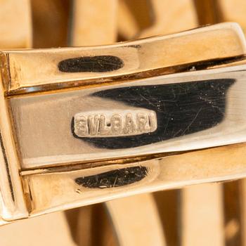 Bulgari ett par örhängen 18K guld med topaser "Pyramid".