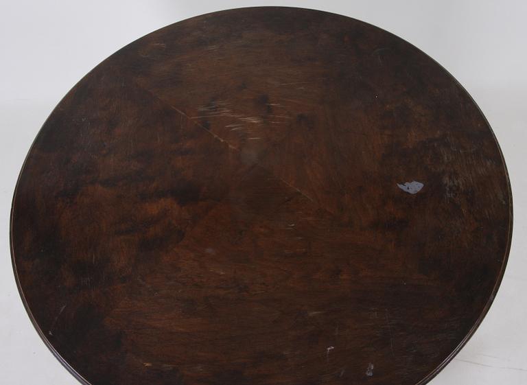 SALONGSGRUPP, 8 delar, gustaviansk stil, 1900-tal.