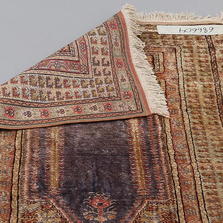 MATTA, Kayseri. Ca 135 x 87 cm.