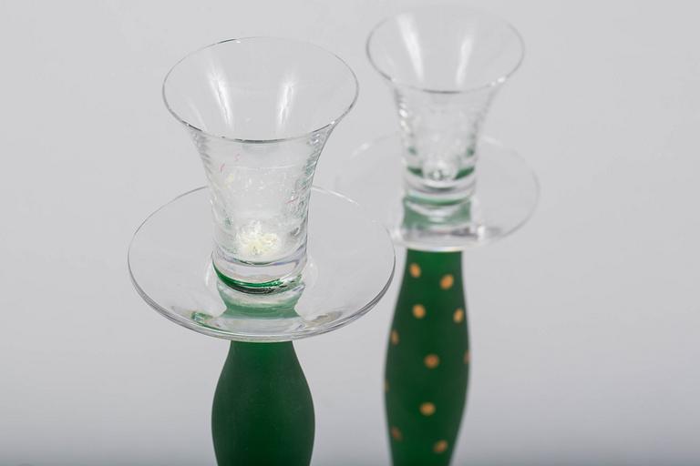 LJUSSTAKAR, 2 st, glas, "Celeste", Anne Nilsson, Orrefors, 1900-talets slut.