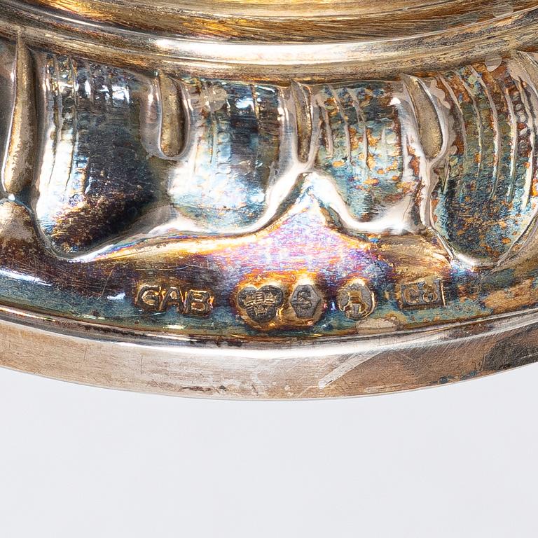 Guldsmedsaktiebolaget (GAB), Cups, a pair, silver, Stockholm 1927 and 1933.