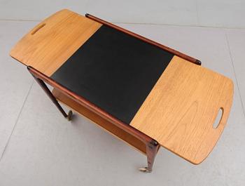 SERVERINGSVAGN, 1900-talets mitt.