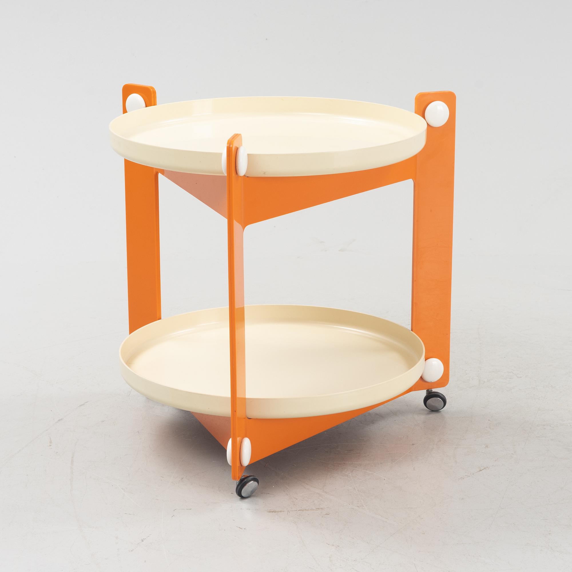 Luigi Massoni, a plastic tray table, Guzzini, Italy.