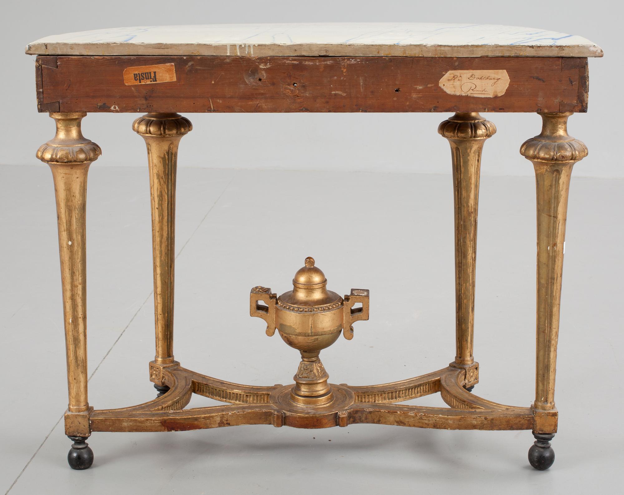 KONSOLBORD. Stockholmsarbete, 1700-talets slut. Gustavianskt.
