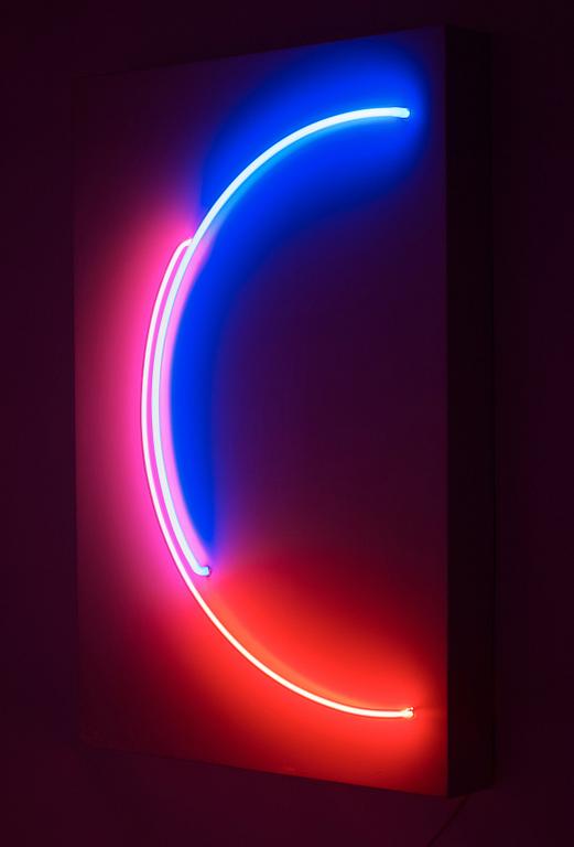 Stephen Antonakos, "Red and blue incomplete circle".