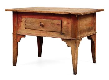 708. A Swedish traditional 18th/19th cent table.