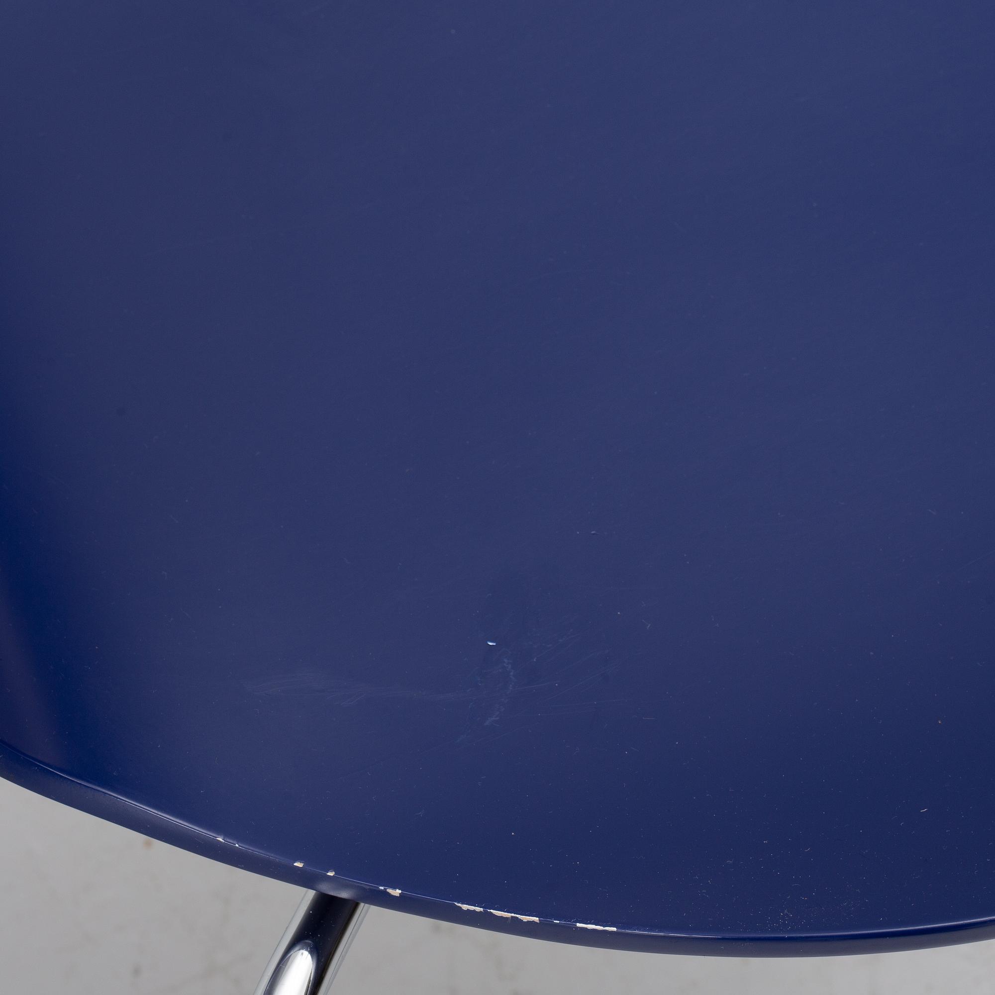 Arne Jacobsen, stolar, 4 st, "Sjuan", Fritz Hansen, Danmark.