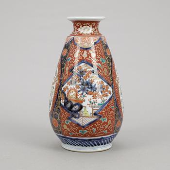 VAS, porslin, Japan, 1900-tal.